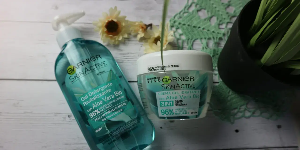 Prodotti Garnier Skinactive con aloe vera bio per il viso: un gel detergente rivitalizzante e una crema gel idratante 3 in 1.